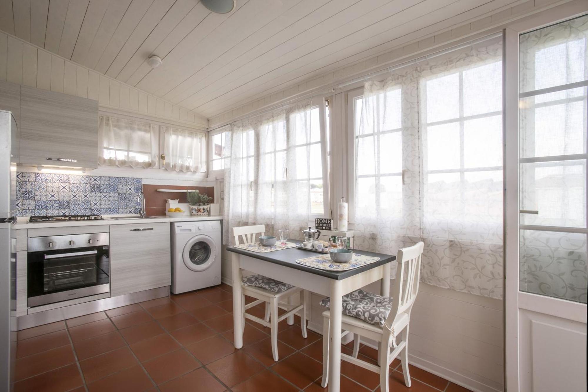 Maison Renee Виареджо Экстерьер фото