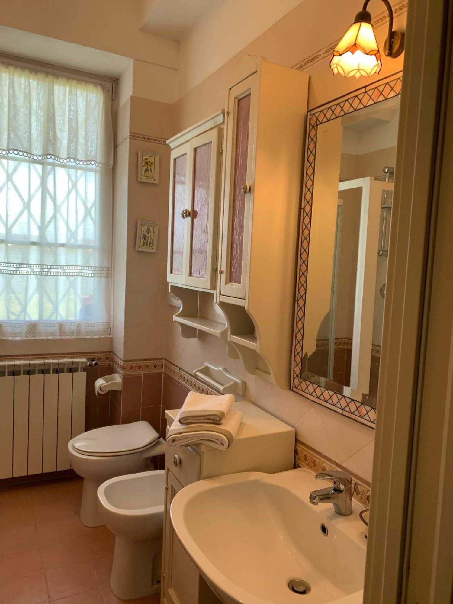 Maison Renee Виареджо Экстерьер фото
